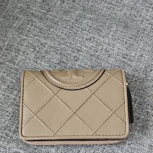 Quilted Tan Leather Wallet